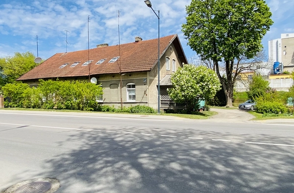 Parduodamas 1 kambario  butas Tilžės g 49