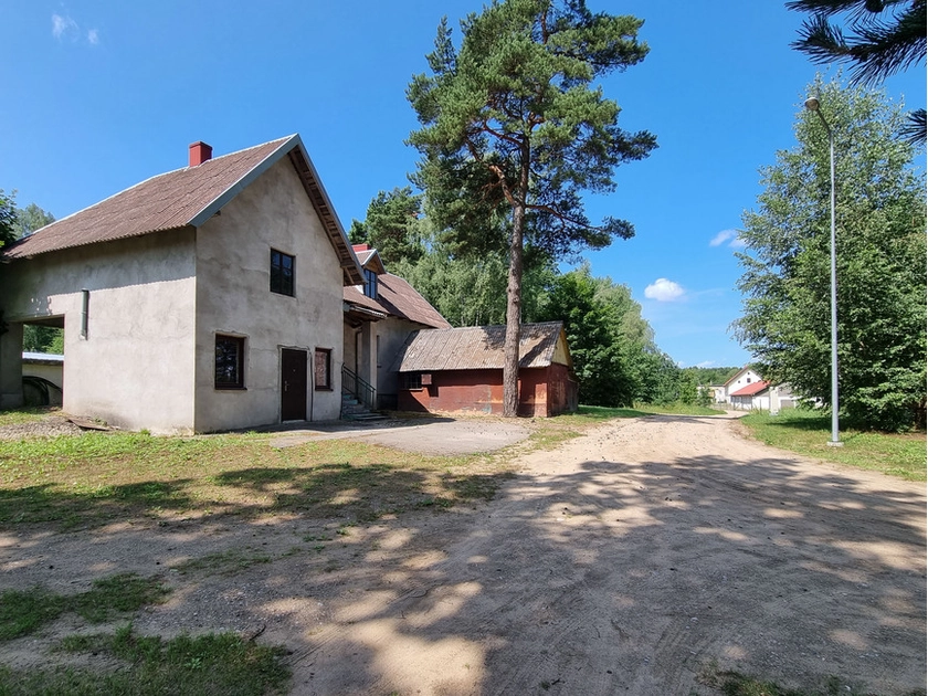  1980 m. statybos, 2004 m. rekonstruotas