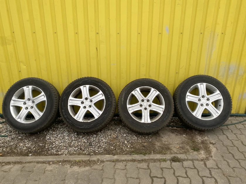  5x114.3 R17 padangos su puikia būkle - tik 200 €!