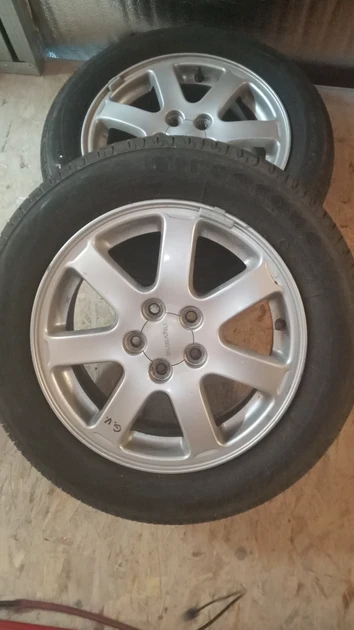  Aliuminio lydinio ratlankiai Subaru Legacy - 4 vnt. už puikią kainą!