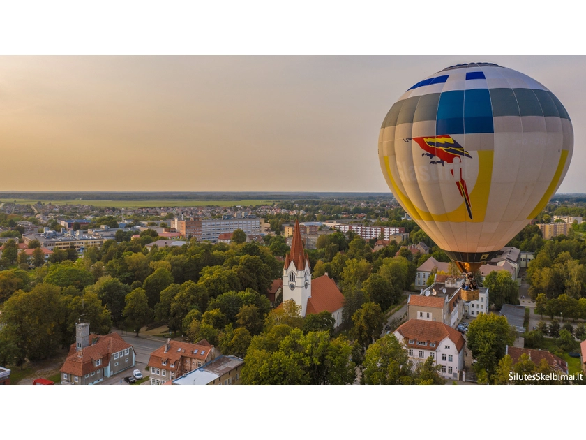  Skriskite oro balionu – pamatykite Šilutę iš aukščio!