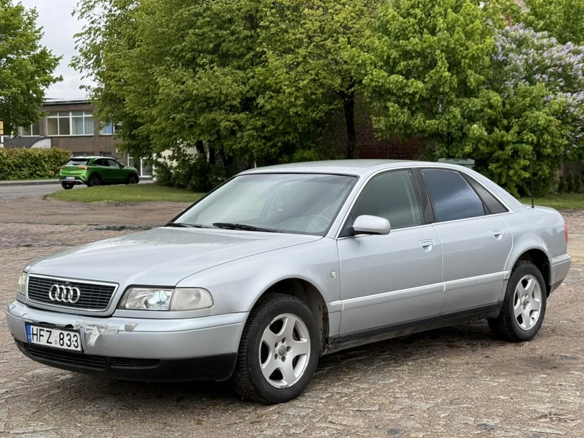  AUDI A8 2.5 TDI automatas - komfortas ir galia!
