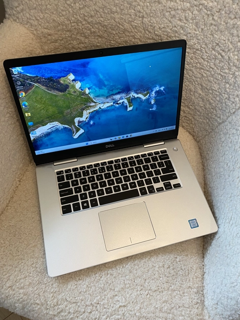  Dell Inspiron 7570 15,6 colio ekranas su šviečiančia klaviatūra