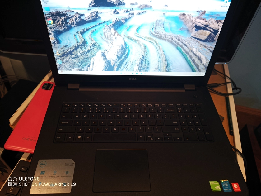  Dell Inspiron 17