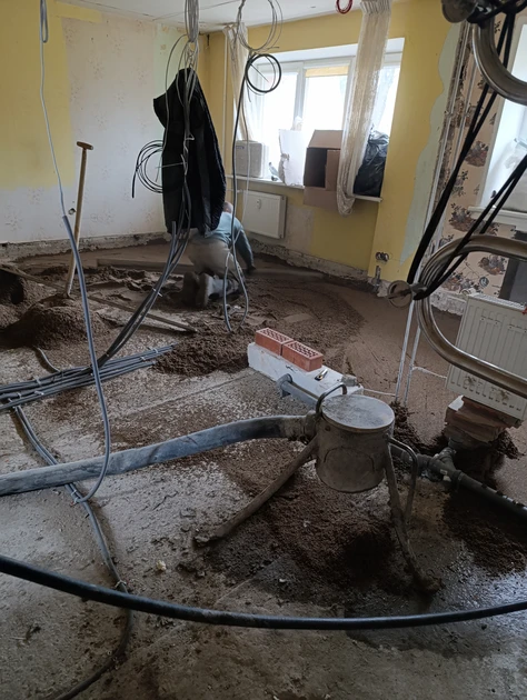  Ieškome pagalbinių darbuotojų grindų betonavimui!