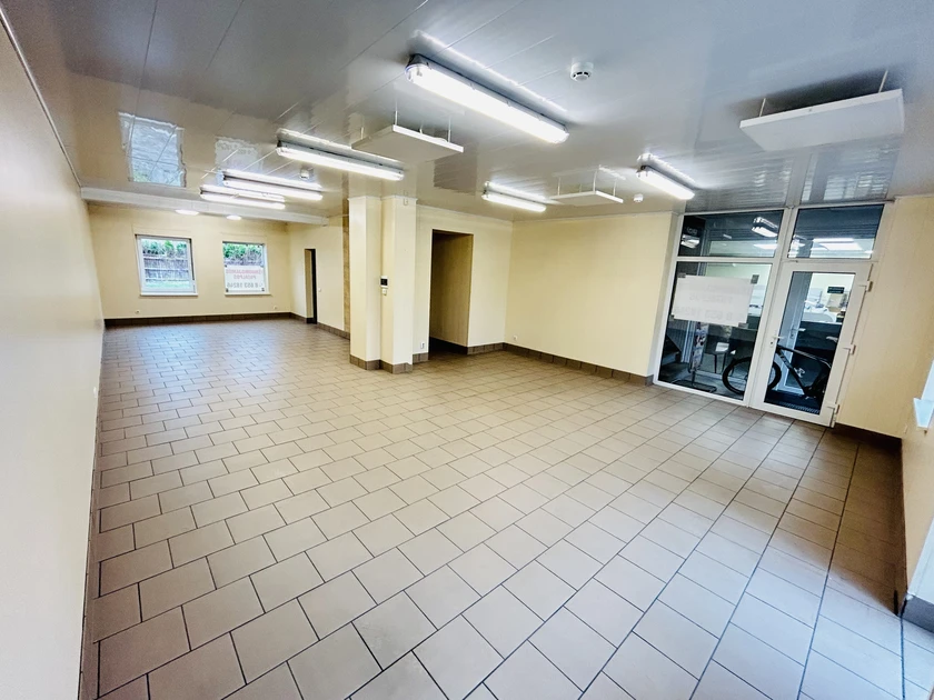  IŠNUOMOJAMOS ERDVIOS PATALPOS CENTRE ŠILUTĖJE