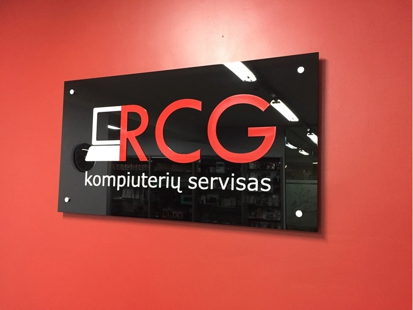  IT specialistų komanda ieško naujo nario!