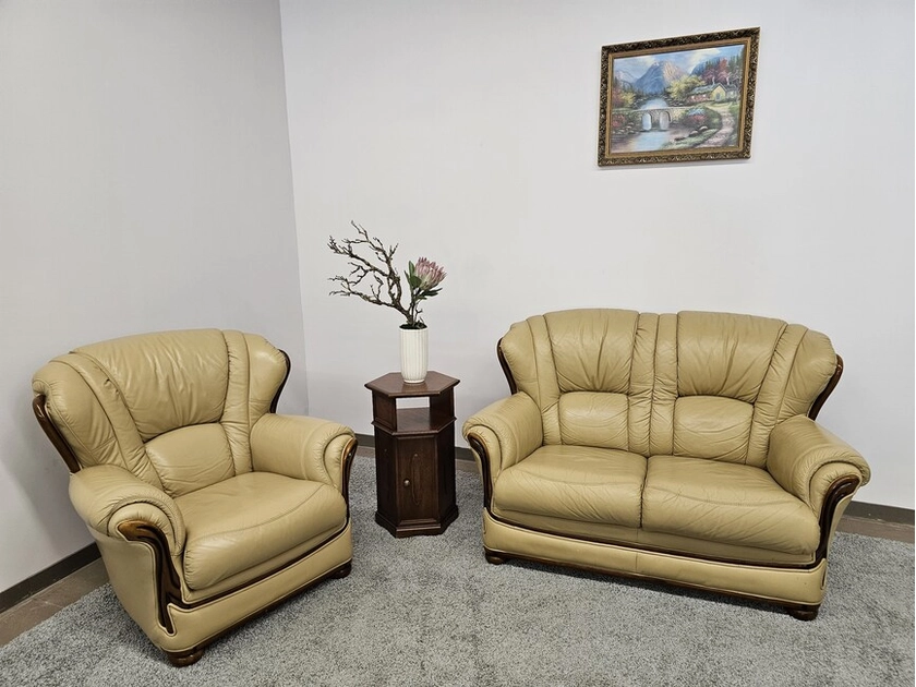  Natūralios odos komplektas už 349€