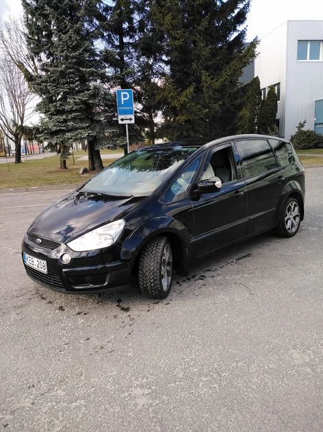  Laisvai samdomas vairuotojas – patikimas ir lanksčius_transportas