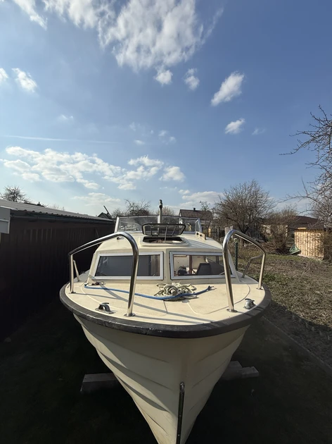 Ekonomiškas laivelis SJOMANN - 22 su YANMAR varikliu
