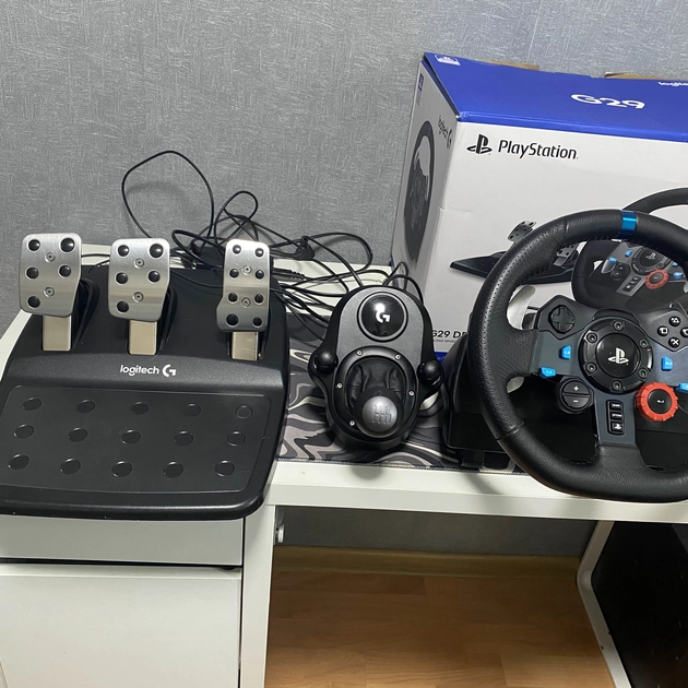  Logitech G29 vairas: Lenktis su pavarų svirtele!