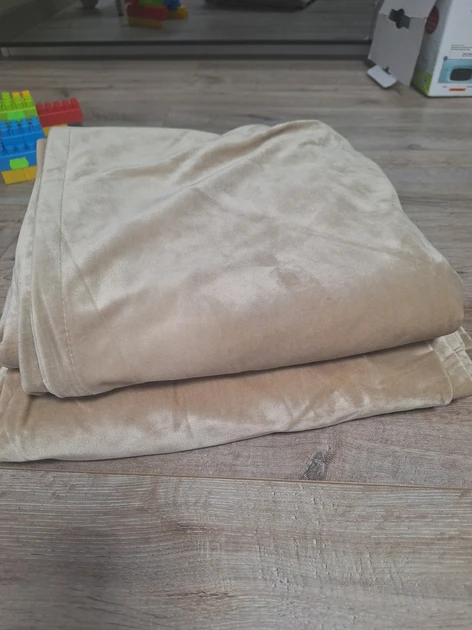  Naktinės užuolaidos – švelnus rudos spalvos elegancijos prisilietimas