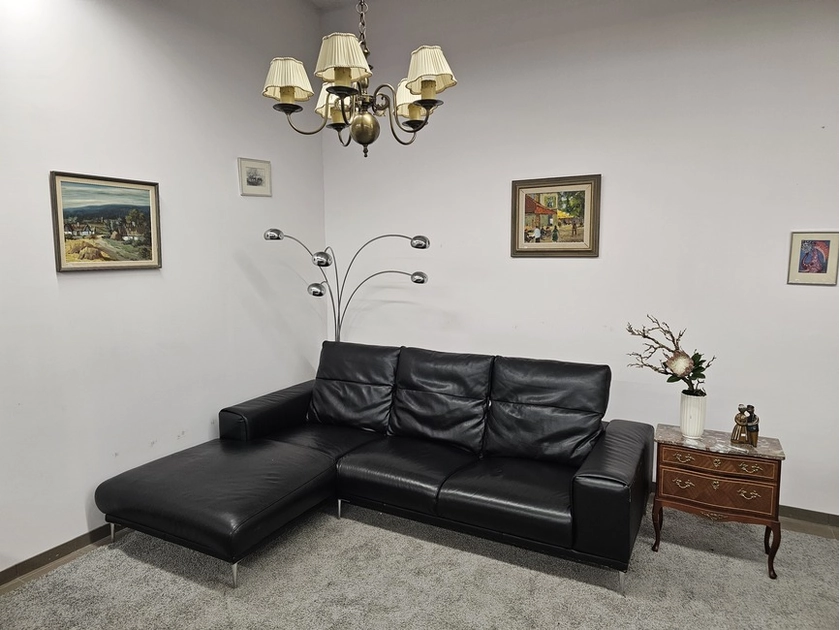  Natūralios odos kampas už 999€ – prabanga Jūsų namams