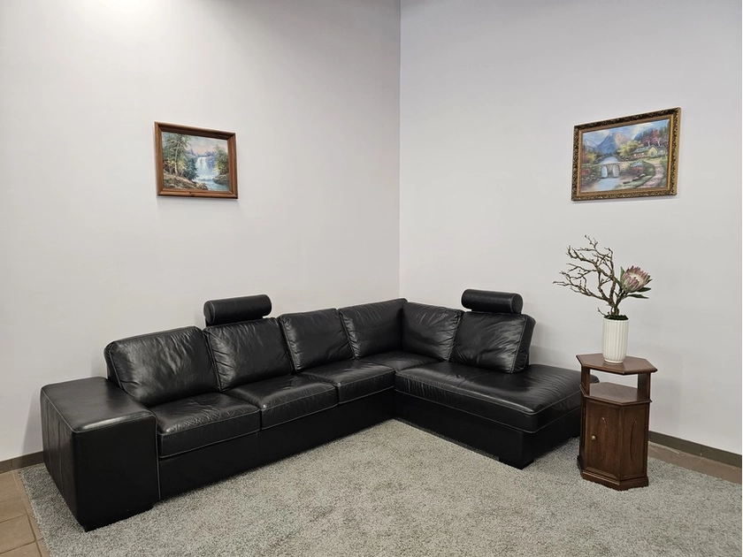  Natūralios odos L formos kampas – 1199€!