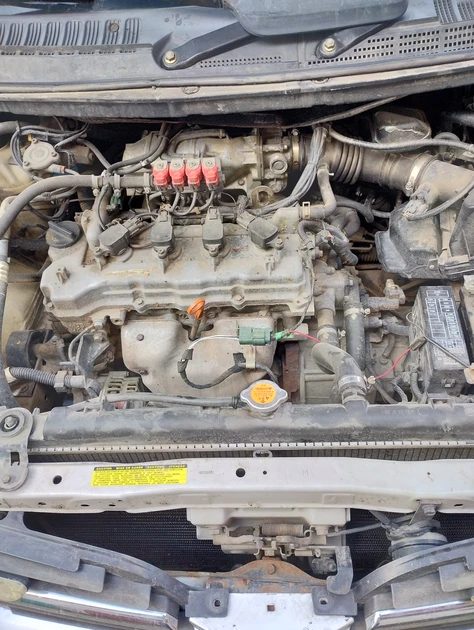  Nissan Almera Tino: Benzinas/Dujos, patogus minivenas!