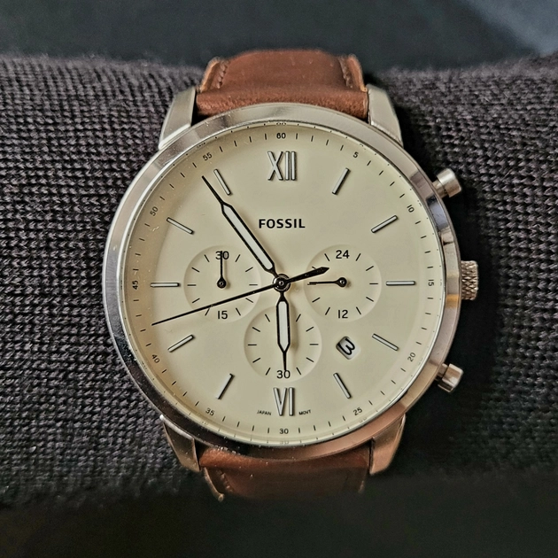  Išskirtinė galimybė įsigyti naudotą Fossil laikrodį – spalvingas ir patikimas