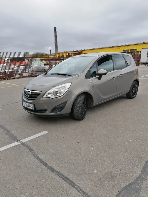  Opel Meriva 2012 m. – patikimas vienatūris su 88 kW
