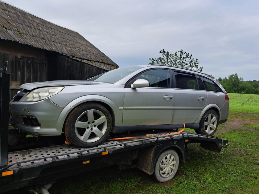  OPEL VECTRA DALYS: Patikimos 1.9 110 kW dyzelino dalys