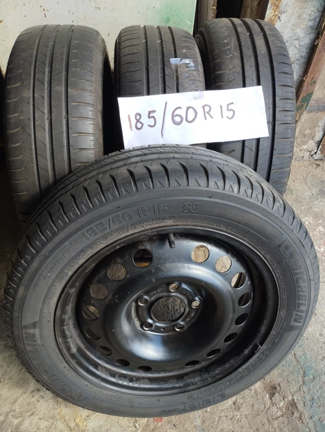  Vasarines padangas 185/60 r15 su 4mm protektoriumi!