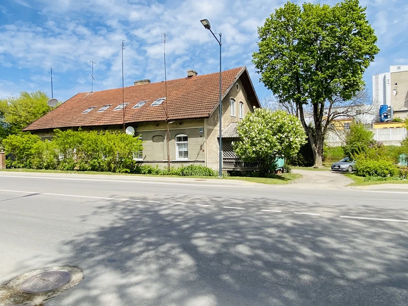  Modernūs patogumai su šilumos sistema ir renovuotais įrenginiais!