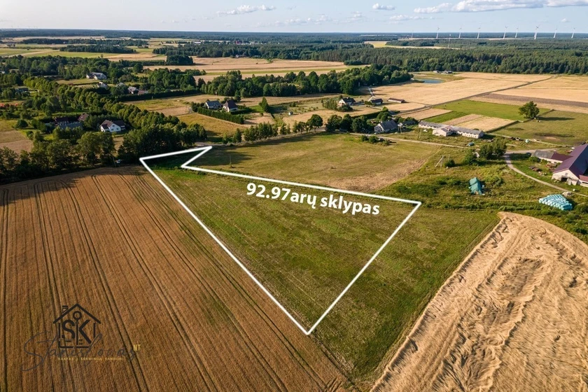 Sklypas 92.97 arų Macikų k. laukia naujų idėjų