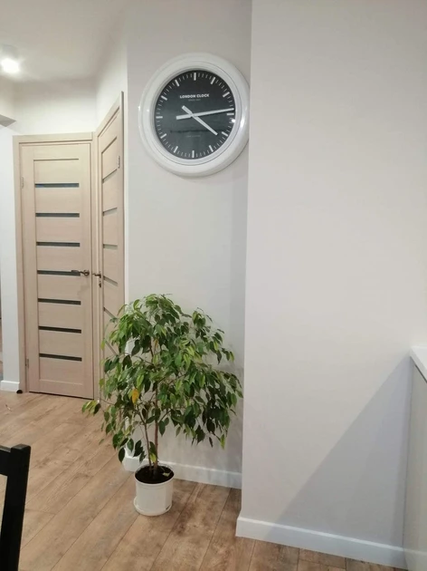 parduodamas erdvus 2 kambarių butas Šilutėje su didžiuoju holu ir balkonais