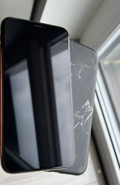  IPhone XS 64GB Gold: puiki būklė ir priedai!