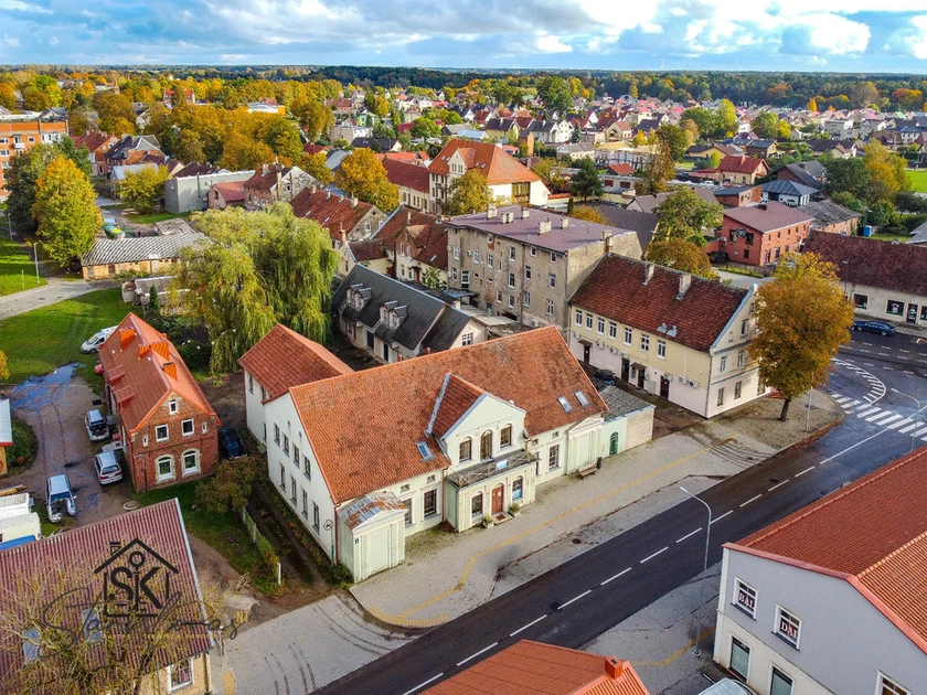 PARDUOKITE ERDVĘ ŠILUTĖS CENTRE – BUTAI IR PATALPOS