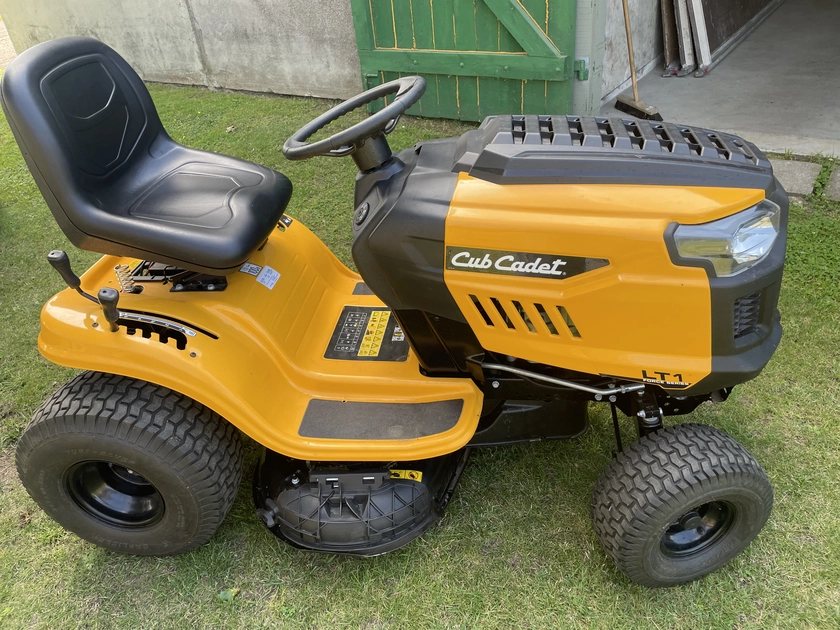  Vejos traktoriukas Cub Cadet LT1 NS92 – efektyvus ir patvarus mažai naudotas