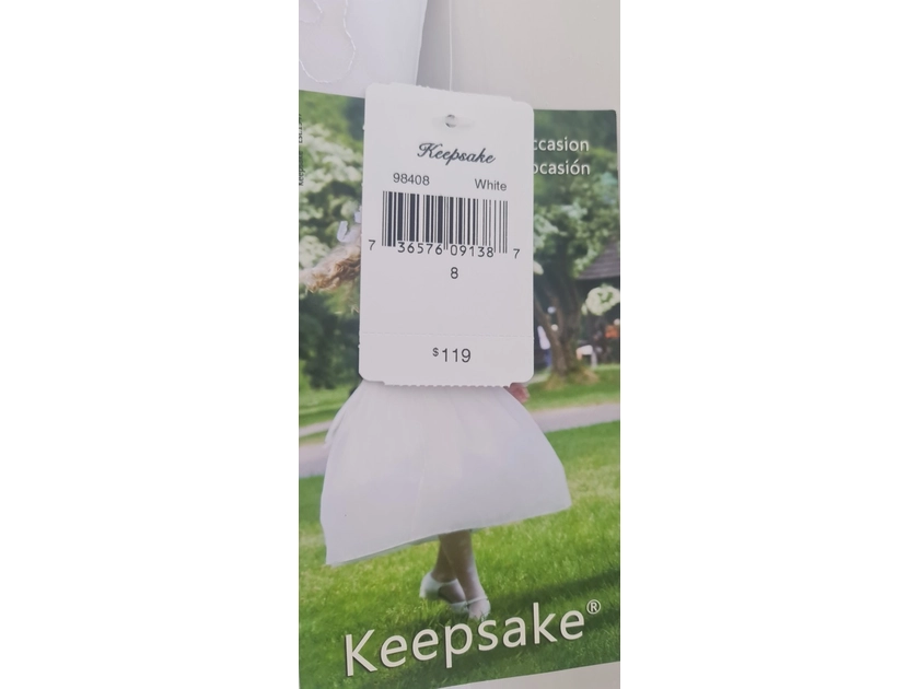  Pirmos komunijos suknelė Keepsake – puiki dovana