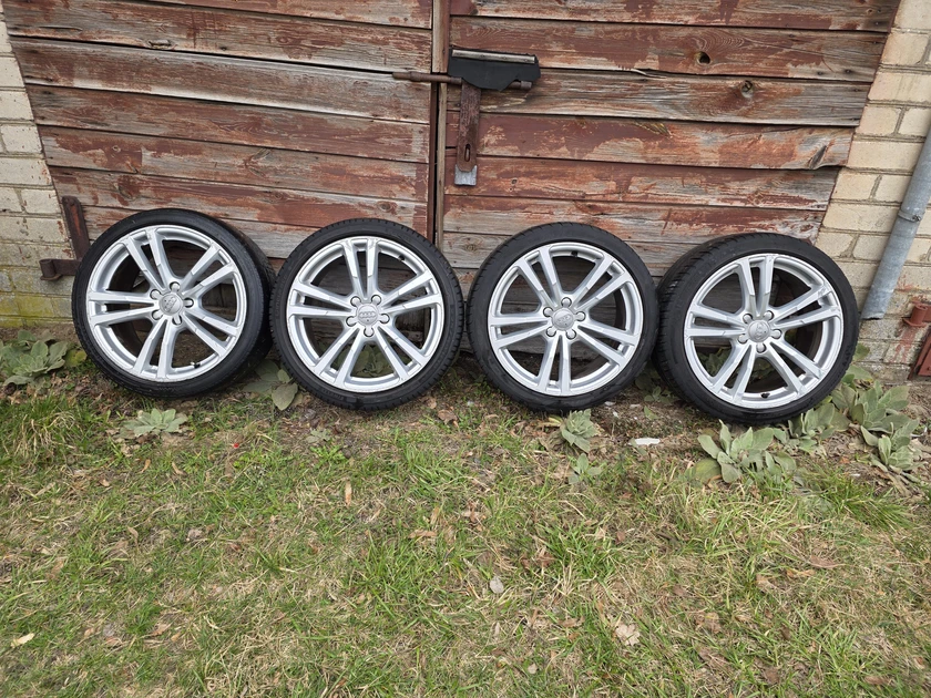  R18 Audi ratlankiai - Naudoti, geros būklės už 280€