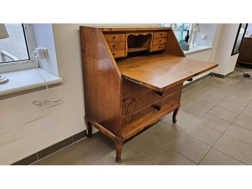  Išsimokėtinai sekreteras su atverčiama plokšte – tik 199€!