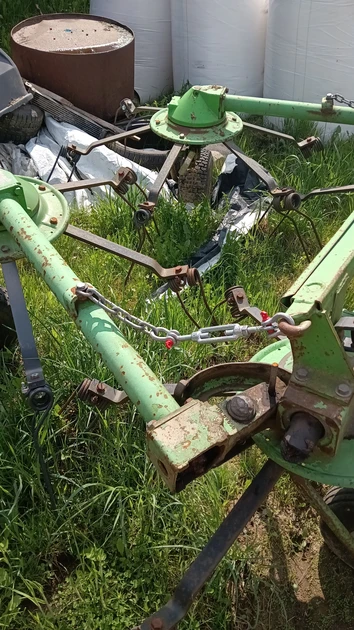  Sieno vartytuvas DEUTZ FAHR – patikimas ir tvarkingas