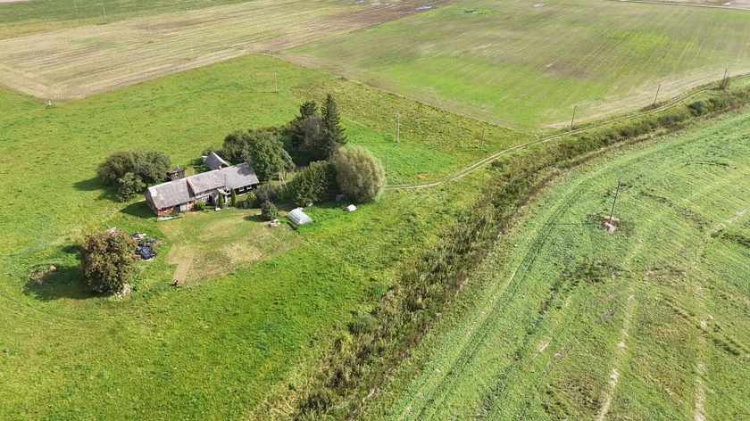  Sodyba Juknaičių seniūnijoje 20 arų sklypas greta gamtos