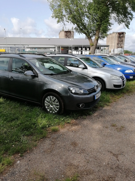  Volkswagen Golf 2010.07 su 1,6 dyzelino varikliu – patikimas ir tvarkingas universalas iš Vokietijos