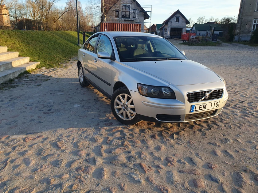  Ekonomiškas VOLVO S40 2006 m. – 5 l/100 km!