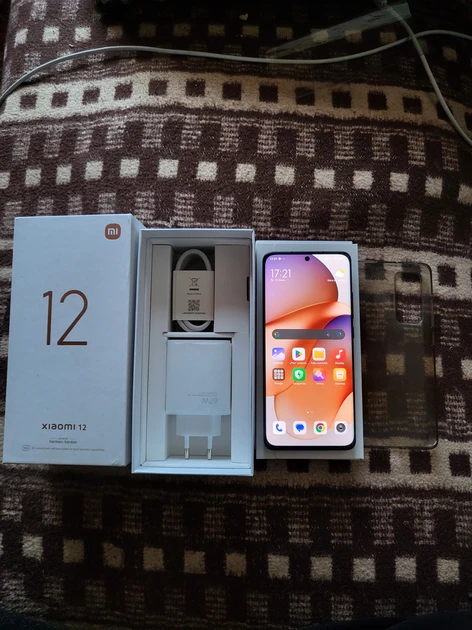  Xiaomi Mi 12 – galingas 5G išmanusis telefonas!