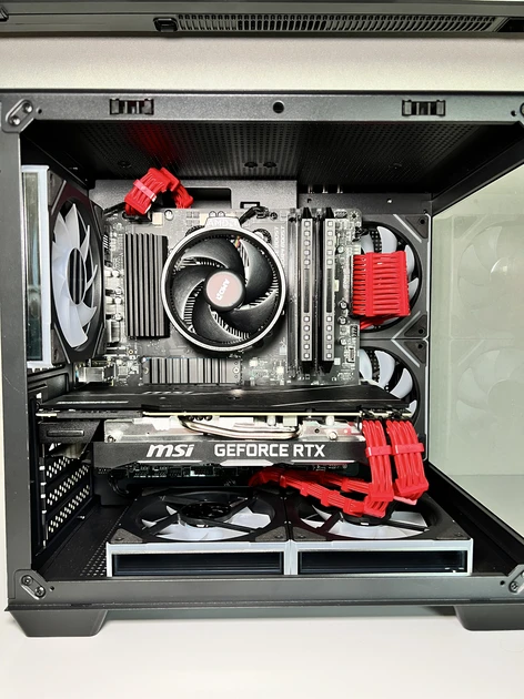  Žaidimams ir darbui PC – Tobulas derinys kasdienai