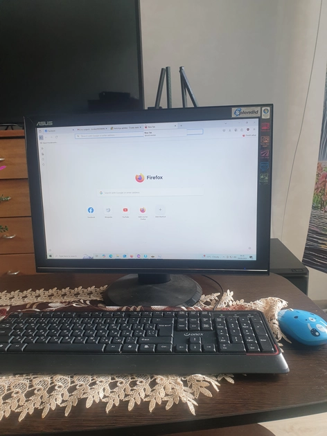  Žaidimų kompiuteris su Intel Xeon ir Sapphire GPU vos 150€!