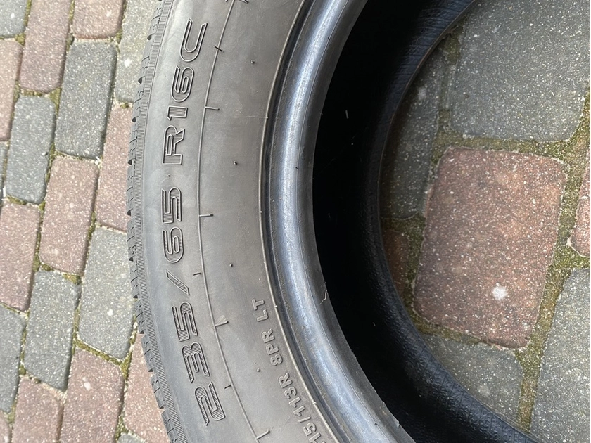  Žieminės padangos 235/65 R16 C – puiki kaina!