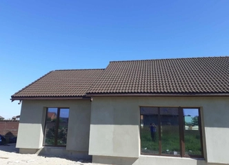 Namas prie stadiono – 18 a. sklypas!