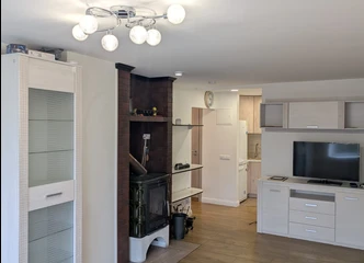 Išskirtinė galimybė – 7 arai žemės kartu su butu