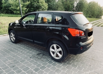 Nissan Qashqai 2008m. | 2l dyzelis, 110kW | 4 varomi, panoraminis stogas