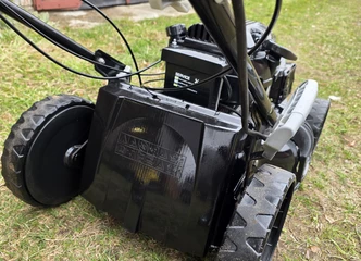 Efektyvi savaeigė zoliapjovė – Texaso 3.2kW pjauna kaip niekas!
