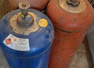 50l dujų balionai po 30 €