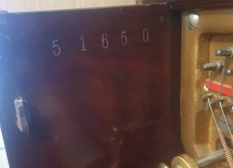 Klasikinis pianinas – grožis ir funkcionalumas viename