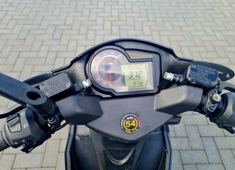 Registruotas Aprilija SR50R su nauja padanga – lengva pirkinio iliuzija