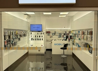 Apsauginiai stiklai telefonams – klijuojame greitai ir kokybiškai!