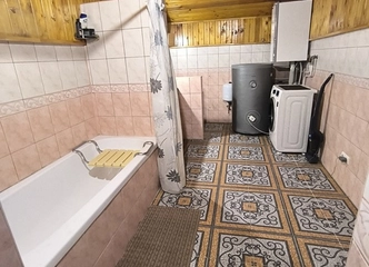 Aptvertas kiemas – privatumas ir ramybė