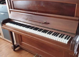 Peržiūrėti skelbimą - Parduodamas antikvarinis PIANINAS